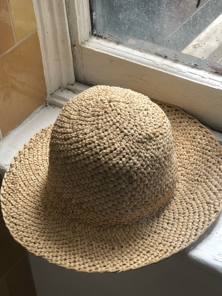 Raffia Sun Hat: by Us
